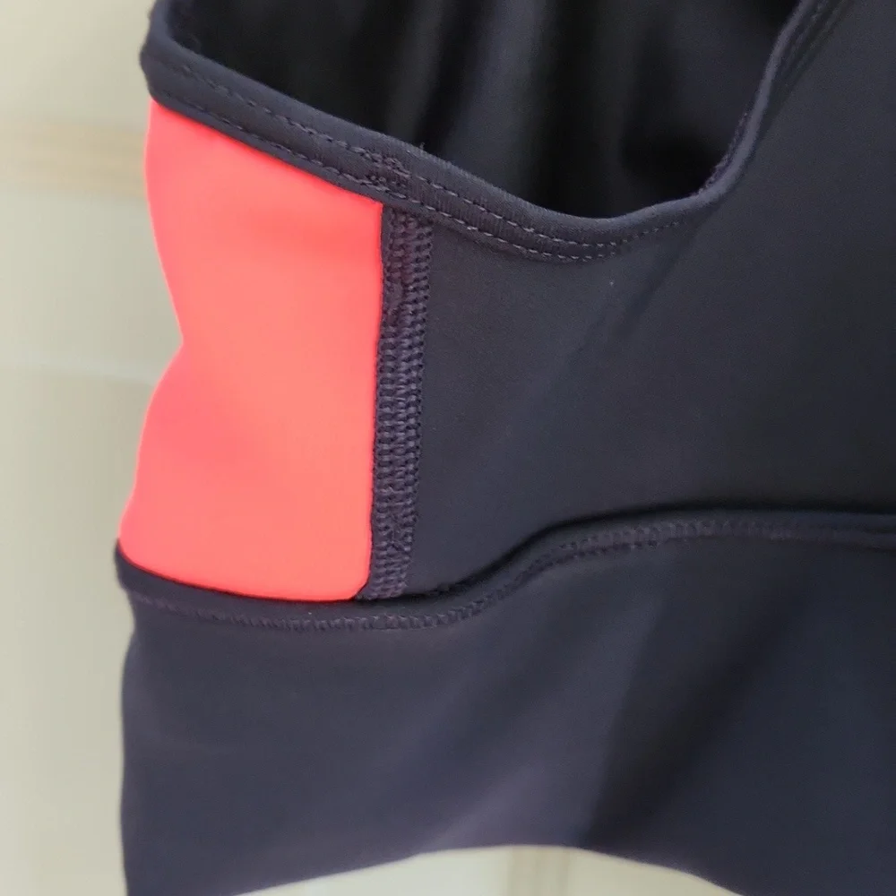 Adidas, Women's, Sz M,Sports Bra, Navy w Logo on R Chest &across Front Chest - Picture 5 of 8
